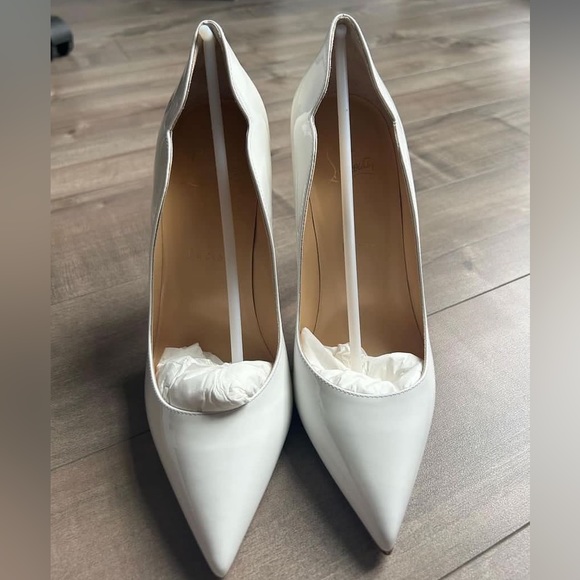 White Louboutin brand new size EU 39 - Picture 5 of 8